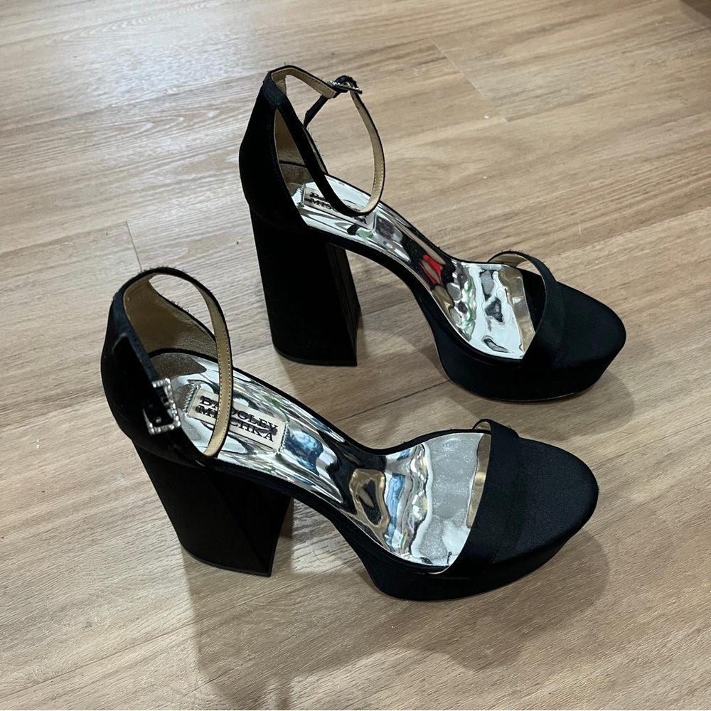 Badgley Mischka Women's Party Platform Block Heel Black size 7 New in Box - Picture 4 of 9